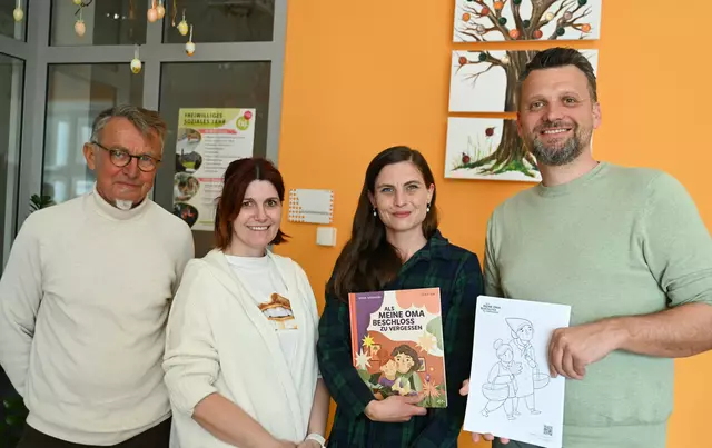 Peter Schaberl, Pflegedienstleitung Katharina Gartner, Rosa Schaberl und Hausleitung Bernhard Luef. | Foto: Soziale Dienste Burgenland