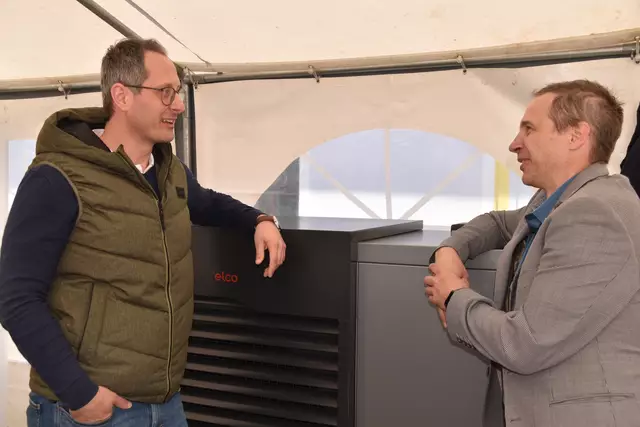 Andreas Baliko im Gespräch mit Unternehmer Stephan Varga | Foto: Michael Strini