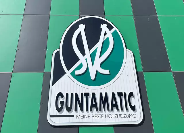 Die SV Guntamatic Ried darf im kommenden Jahr ebenfalls in den besten Ligen Österreichs mitspielen. | Foto: SVR