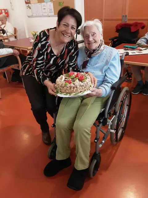 Alles Gute zum Geburtstag | Foto: Volkshilfe Seniorenzentrum Landl