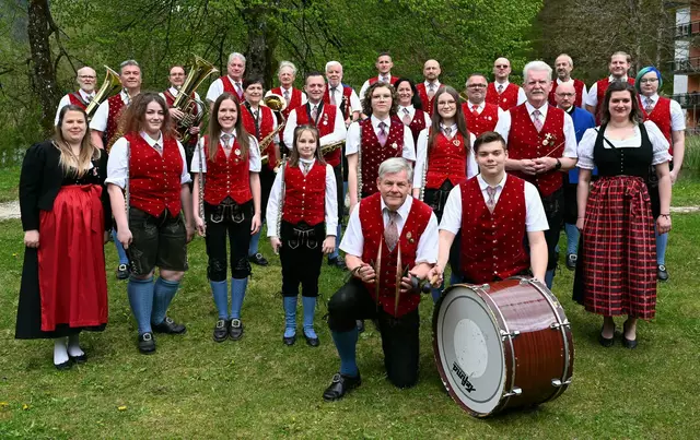 Die Vellachtaler Trachtenkapelle begeistert bei vielen Veranstaltungen – interessierte Jungmusiker sind herzlich willkommen. Der musikalische Jahresauftakt ist das Frühjahrskonzert am 26. April. | Foto: VTK