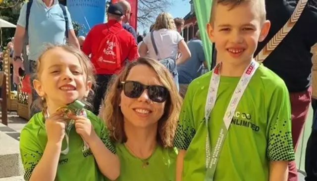 Die Geschwister Isabella und Sebastian Pungor glänzen beim Radio Steiermark Lauf in Bad Waltersdorf mit Top-Platzierungen. | Foto: Wildzseiss