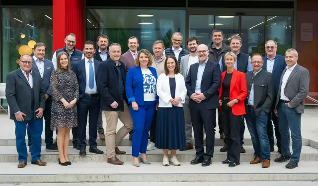 Adolf Seifried ist bis 2030 Obmann des oö. Landesgremiums des Fahrzeughandels.  | Foto: Röbl