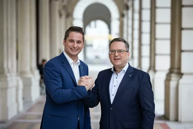 Der Waldviertler Lukas Brandweiner (links) steigt zum ÖAAB-Generalsekretär auf, im Bild mit ÖAAB-Bundesobmann August Wöginger. | Foto: Jakob Glaser