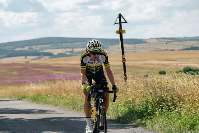 Christoph Strasser beim Transcontinental Race.  | Foto: Tadek Ciechanowski