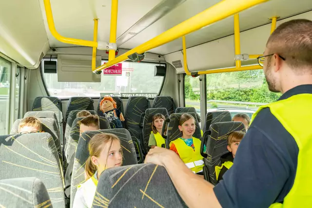Die Volksschüler nahmen am Projekt „Meine Busschule“ teil. | Foto: KFV/Michael Sabotha