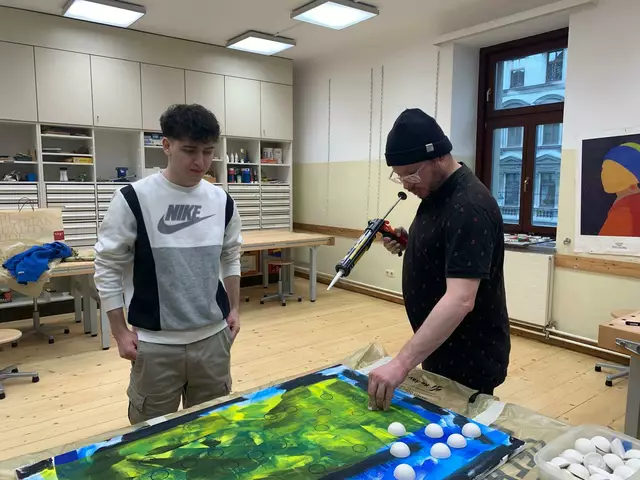 inSight meeting dots4futures25
eine Initiative von 
ACD-Agency for Cultural Diplomacy

art workshops with The BLIND at BBI Wien | Foto: Tatjana Christelbauer