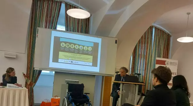 inSight meeting dots4futures25
eine Initiative von 
ACD-Agency for Cultural Diplomacy
Plenarsession in wiener Diplomatische Akademie, Bot. Dr. Emil Brix  Welcoming words | Foto: Tatjana Christelbauer
