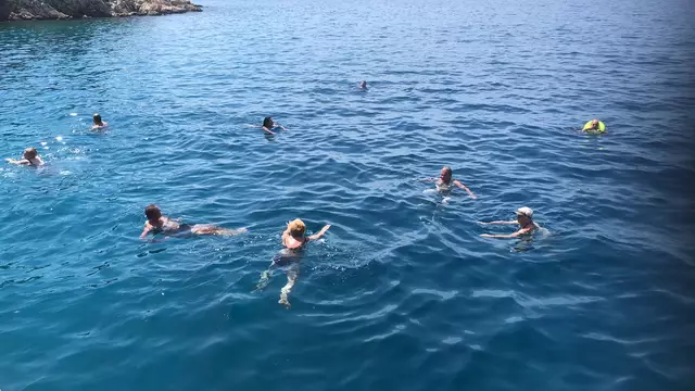 Hin und wieder gibt es Badestops. | Foto: Herbert Schöttl
