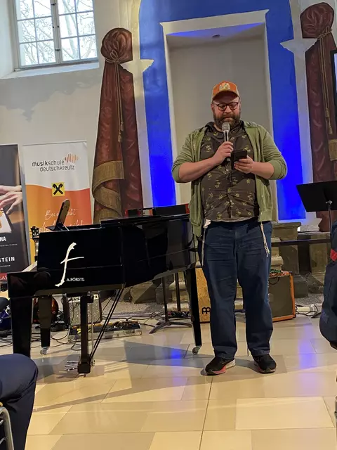 James R. Moser - Sohn des Historikers Jonny Moser