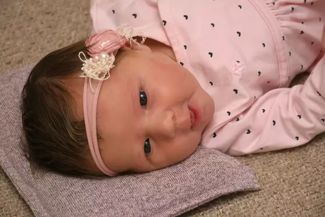 Name: Heidi
Geburtsdatum: 28.03.2025
Gewicht: 3,920 kg
Größe: 52 cm
Eltern: Melanie Rößl und Marcel Lenger | Foto: Babysmile