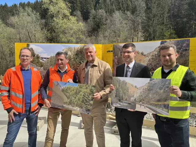 Reinhard Schell, Volker Bidmon, Gerhard Köfer, Martin Gruber und Martin Steiner | Foto: MeinBezirk.at