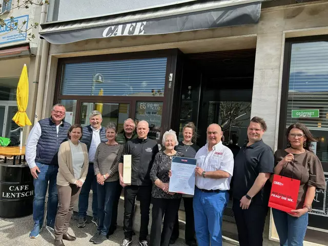 45-jähriges Betriebsjubiläum für Familie Lentsch in Podersdorf am See.  | Foto: Wirtschaftskammer Burgenland