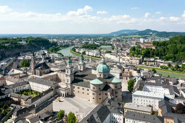 Eine von April 2024 bis Jänner 2025 durchgeführte Studie der Universität Salzburg hat die bisherigen Richtlinien für die städtische Wohnungsvergabe evaluiert. Die Ergebnisse nimmt die Stadt zum Anlass, um die sieben Jahre alten Richtlinien zu überarbeiten. | Foto: Symbolbild Unsplash