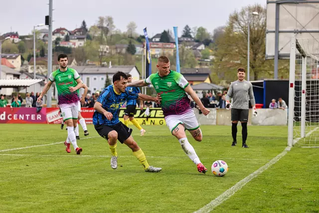 Kein Sieger in Ansfelden: Die beiden Bezirksligisten trennten sich brüderlich 1:1-Remis.  | Foto: Reischl