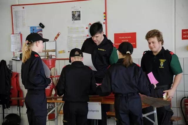 Foto: Bfkdo Amstetten / FF St. Valentin, Zarl