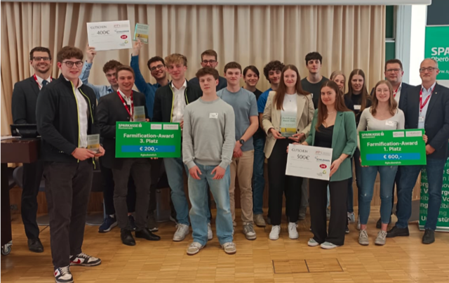 Die Preisträger des diesjährigen Farmification Awards, der im Rahmen der Agrarkonferenz vergeben wurde.  | Foto: FH OÖ Campus Steyr