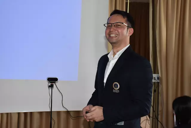 Eine hochkarätige Delegation mit Spitzen-Medizinern aus Thailand - Mahidol University Bangkok - interessierte sich für das Curhaus Bad Kreuzen und präsentierten auch ihre Traditionelle Thailändische Medizin.  | Foto: Robert Zinterhof