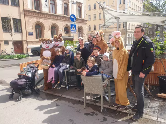 Kinder durften auf Eiersuche gehen. | Foto: Brigitte Hlozek