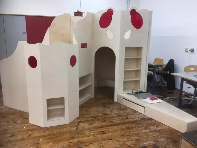  Bei der Projektumsetzung arbeiteten die jungen Tischlereitechniker eng zusammen, mit sichtbarem Erfolg. | Foto: TFBS Holztechnik Absam