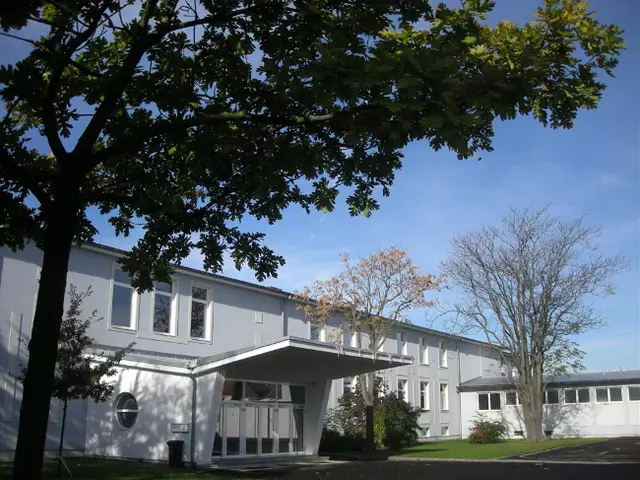 Die sinkenden Schülerzahlen an der Mittelschule Deutschkreutz sorgen zunehmend für politische Diskussionen und Besorgnis in der Gemeinde. | Foto: NMS Deutschkreutz