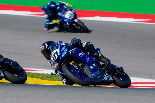 Daniel ist zum ersten Mal auf der Rennstrecke in Portimão unterwegs und kann sich Runde für Runde steigern. | Foto: Yamaha Racing