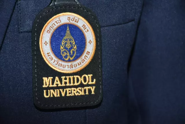 Eine hochkarätige Delegation mit Spitzen-Medizinern aus Thailand - Mahidol University Bangkok - interessierte sich für das Curhaus Bad Kreuzen und präsentierten auch ihre Traditionelle Thailändische Medizin.  | Foto: Robert Zinterhof