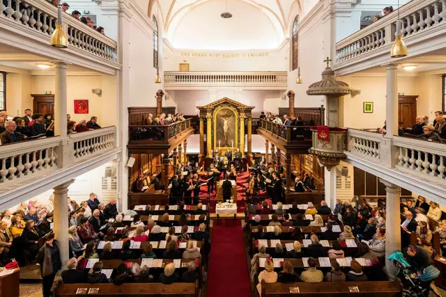 In der Lutherischen Stadtkirche gibt's ein buntes Programm zum Osterfest.  | Foto: Lutherische Stadtkirche