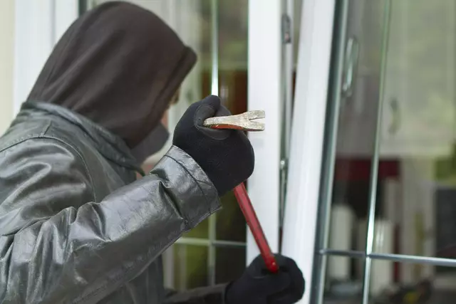 Die Polizei konnte einen Großteil der angezeigten Delike im Bezrik Reutte aufklären. | Foto: sdecoret-shutterstock.com / Symbolbild