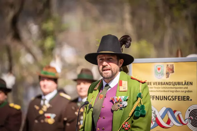 Lds.-Kdt. Mj. Thomas Saurer: "Lassen wir in einem starken Miteinander bei diesem Landesschießen den Schützenbrauch hochleben. Gut Schuss!" | Foto: BTSK