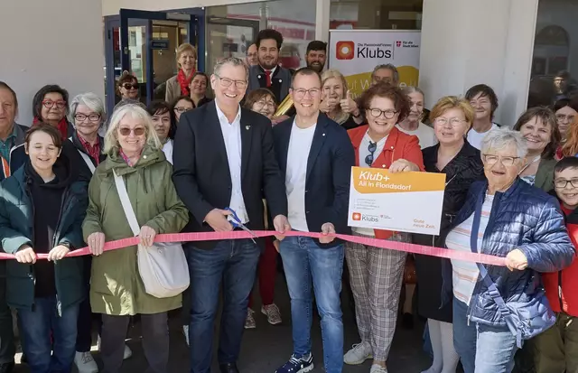 Beim Spatenstich des "Klub+ All in" waren Alt und Jung dabei. | Foto: Ludwig Schedl / Pensionistinnen- und Pensionistenklubs für die Stadt Wien