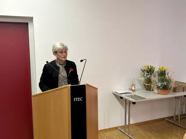 Die Altersvorsitzende Rosa Rachbauer (SPÖ). | Foto: Koidl