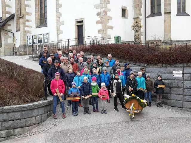 Zuletzt waren im Jahr 2018 in Unterweißenbach fast 50 Ratscher im Alter von vier bis achzig Jahren im Einsatz. | Foto: Privat/Meinbezirk