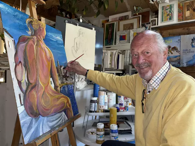 "Meine Werke stellen bildhafte Dokumente meines künstlerischen Tuns dar und bringen als Wandschmuck Farbe in den grauen Alltag", sagt Ambros. | Foto: Kainz