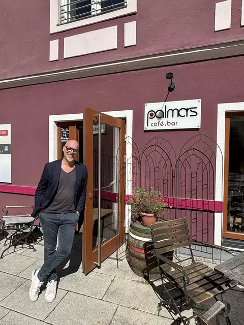 Ende und aus: Walter Palmar schließt sein Lokal am Kapfenberger Hauptplatz und sucht einen Nachfolger. | Foto: Kern