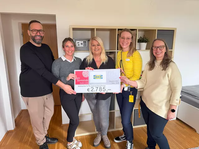 Andreas Wiesbauer, Theresia Gerner, Pro Juventute Mauerkirchen, Claudia Geiger, Leitung Kommunikation und Sponsoring Pro Juventute, Galina Wintersteiger, Commercial Activity Leader &amp; Local Marketing Ikea Salzburg, und Petra Habenschuss, Regionsleitung Region Nord Salzburg (v. l.). | Foto: Pro Juventute