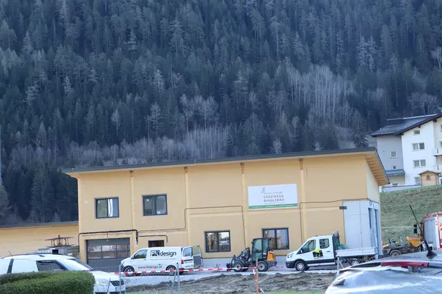 Der neue Bauhof wurde in nachhaltiger Holzbauweise errichtet. | Foto: Seelos