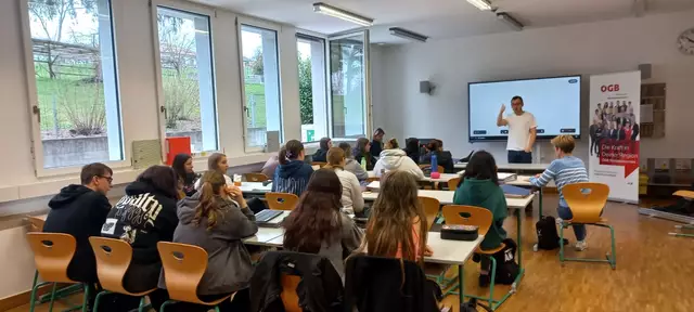Zu den Vortragenden zählte u. a. Simon Glauninger von der ÖGB-Steiermark-Jugendabteilung.  | Foto: ÖGB 