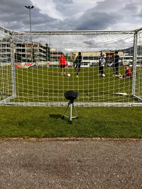 Funinio-Turniere, Fußball-Tennis, Freistoßtraining oder eine Messung der Schusskraft, Abwechslung war garantiert. | Foto: SPG Innsbruck West