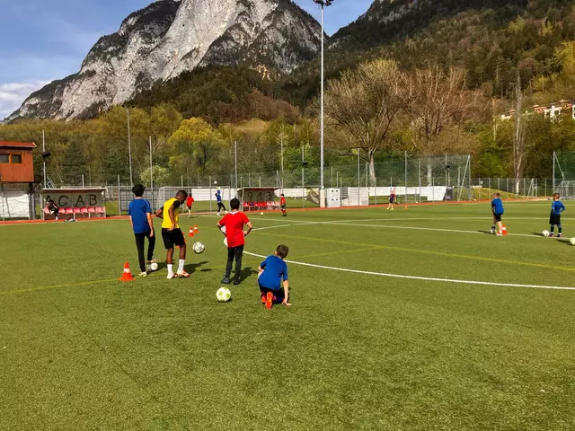 Funinio-Turniere, Fußball-Tennis, Freistoßtraining oder eine Messung der Schusskraft, Abwechslung war garantiert. | Foto: SPG Innsbruck West