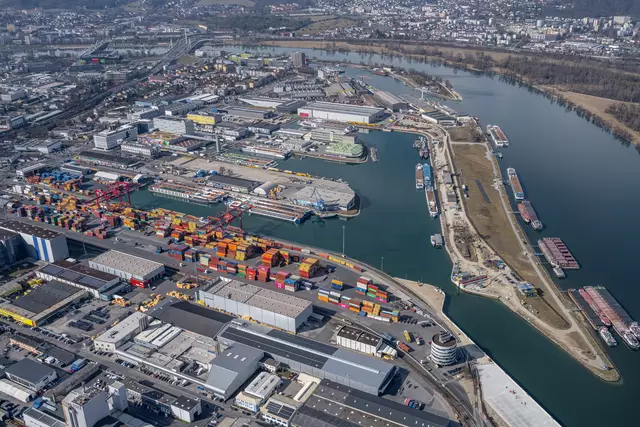 2023 wurden im Linzer Hafen 3,1 Millionen Tonnen Güter verladen. Das entspricht 56,8 Prozent des Gesamtumschlags aller österreichischen Häfen. | Foto: PTU/Pertlwieser