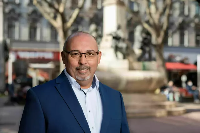 Peter Jagsch ist seit 2022 Bezirksvorsteher. Als Spitzenkandidat der SPÖ Hernals will er es bei der Wien-Wahl am 27. April erneut versuchen.  | Foto: BV 17