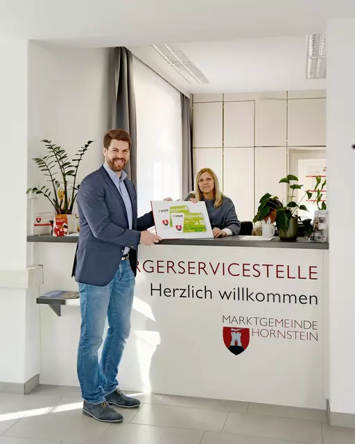 Schon im dritten Jahr stellt die Gemeinde das VOR-Metropolregion-Schnupperticket kostenlos zur Verfügung.  | Foto: Hornstein