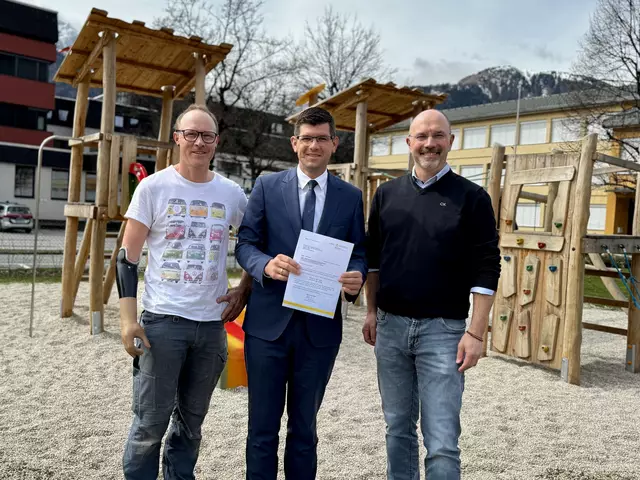 v.l.n.r.: GR Klaus Feistritzer, LHStv. Martin Gruber und Bgm. Josef Zoppoth. | Foto: Büro LHStv. Gruber/Gamper
