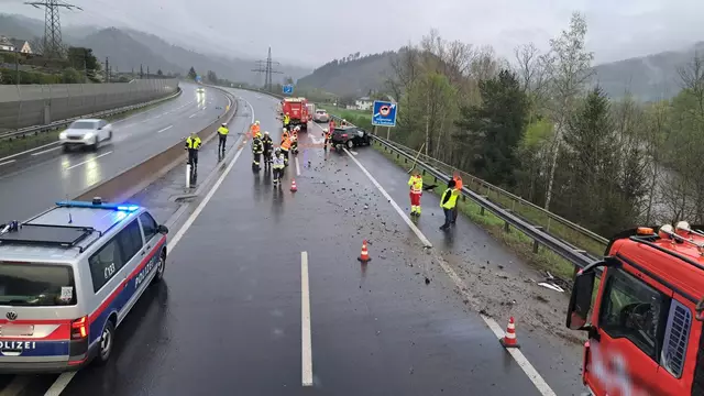 Freitagmorgen kam es zu einem Verkehrsunfall auf der S 36 Murtalschnellstraße in Fahrtrichtung Wien zwischen Kraubath und St. Stefan.  | Foto: FF Kaisersberg