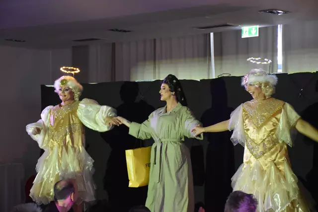 Es begann himmlisch ... | Foto: Reisner, Zezula