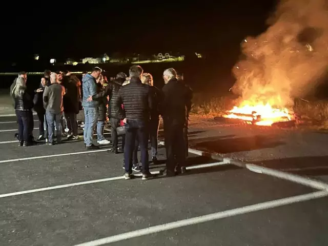 Der SV Großpetersdorf lud zum Osterfeuer ein. | Foto: Alfred Kollar