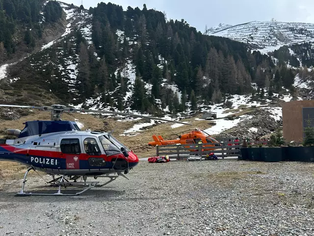 In Obergurgl wurden zwei Skitourengeher von einer Lawine erfasst.  | Foto: zoom.tirol