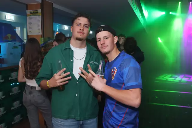 Jonas und Julian finden es toll auf dem Häschen-Dancing. | Foto: Markus Bäumler/zema-medien.de