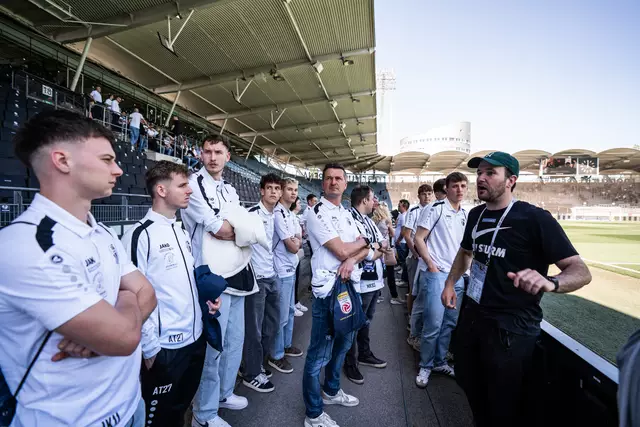 Der SV Lobmingtal auf Stadiontour in Graz. | Foto: Admiral